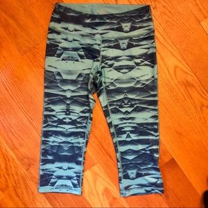 Z by Zella Cropped Workout Leggings